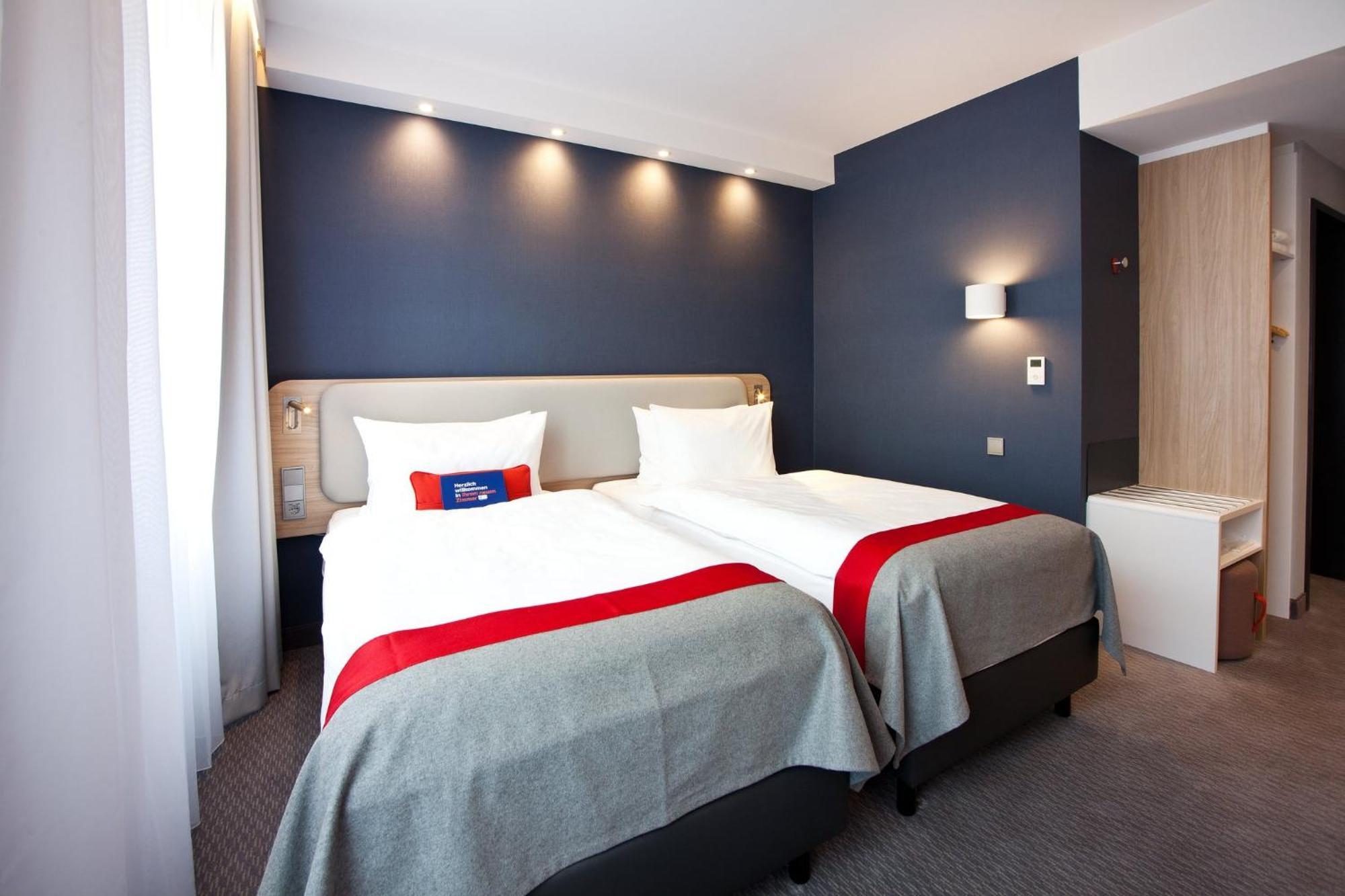 Holiday Inn Express - Darmstadt By Ihg Eksteriør bilde