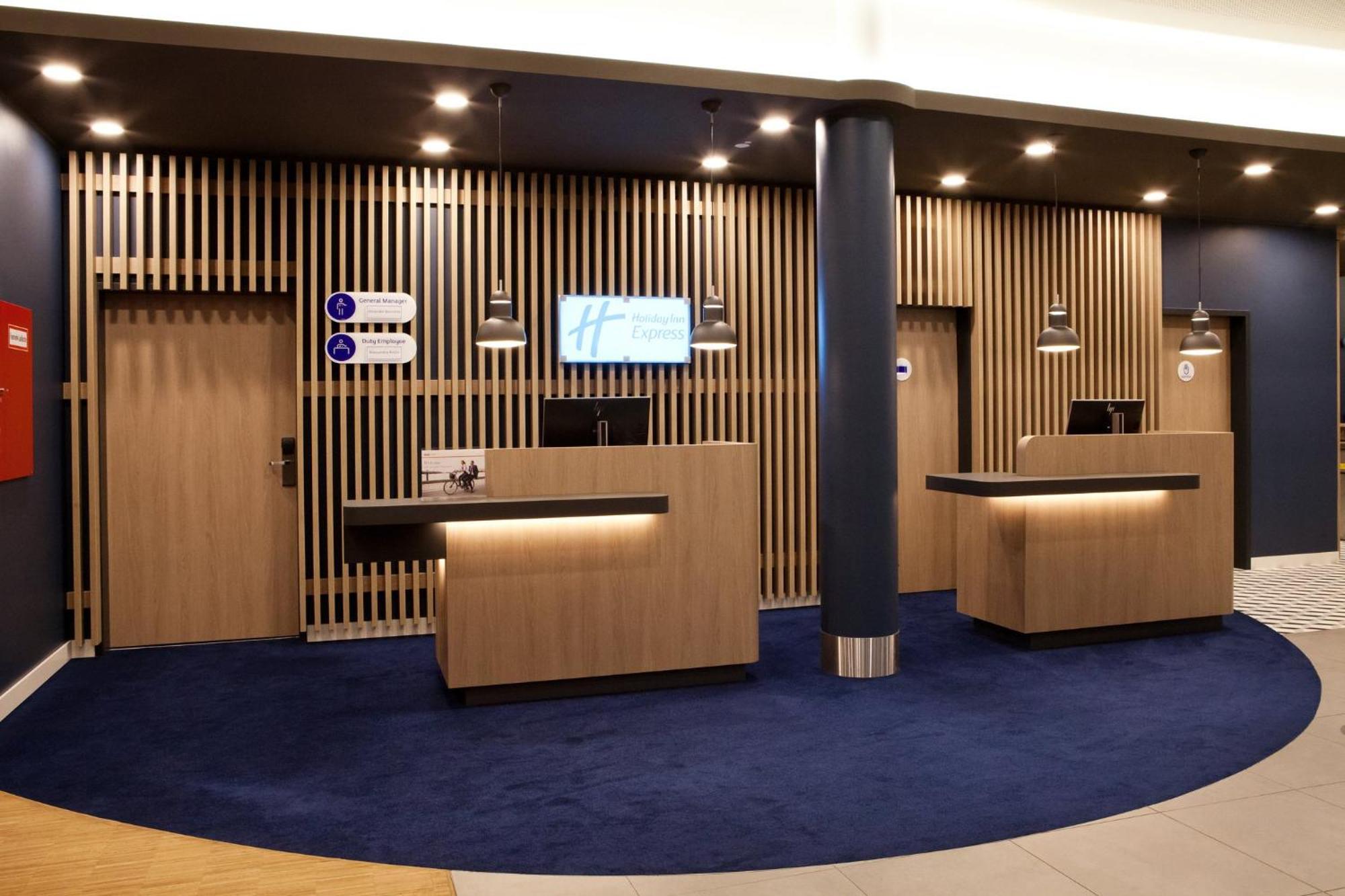 Holiday Inn Express - Darmstadt By Ihg Eksteriør bilde